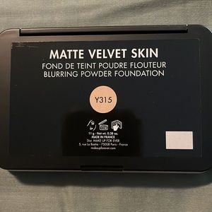 MAKE UP FOR EVER Y315 BLURRING POWDER FOUNDATION